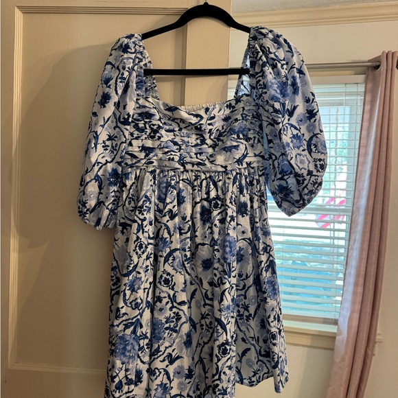 Abercrombie & Fitch Blue and White Floral Dress - Picture 1 of 3
